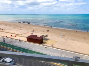 GATU PREMIUM Vista Infinita 1ªlinea mar WIFI, AIRE ACC, Preferente mayores de 25 años y familia, Cadiz